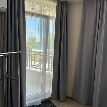 Cozy Sea View Appartamento Sozopol