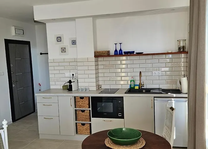 Апартамент Cozy Sea View Созопол